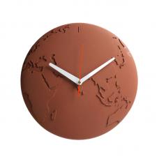 Часы настенные Qualy World Wide Waste коричневые QL10400-BN