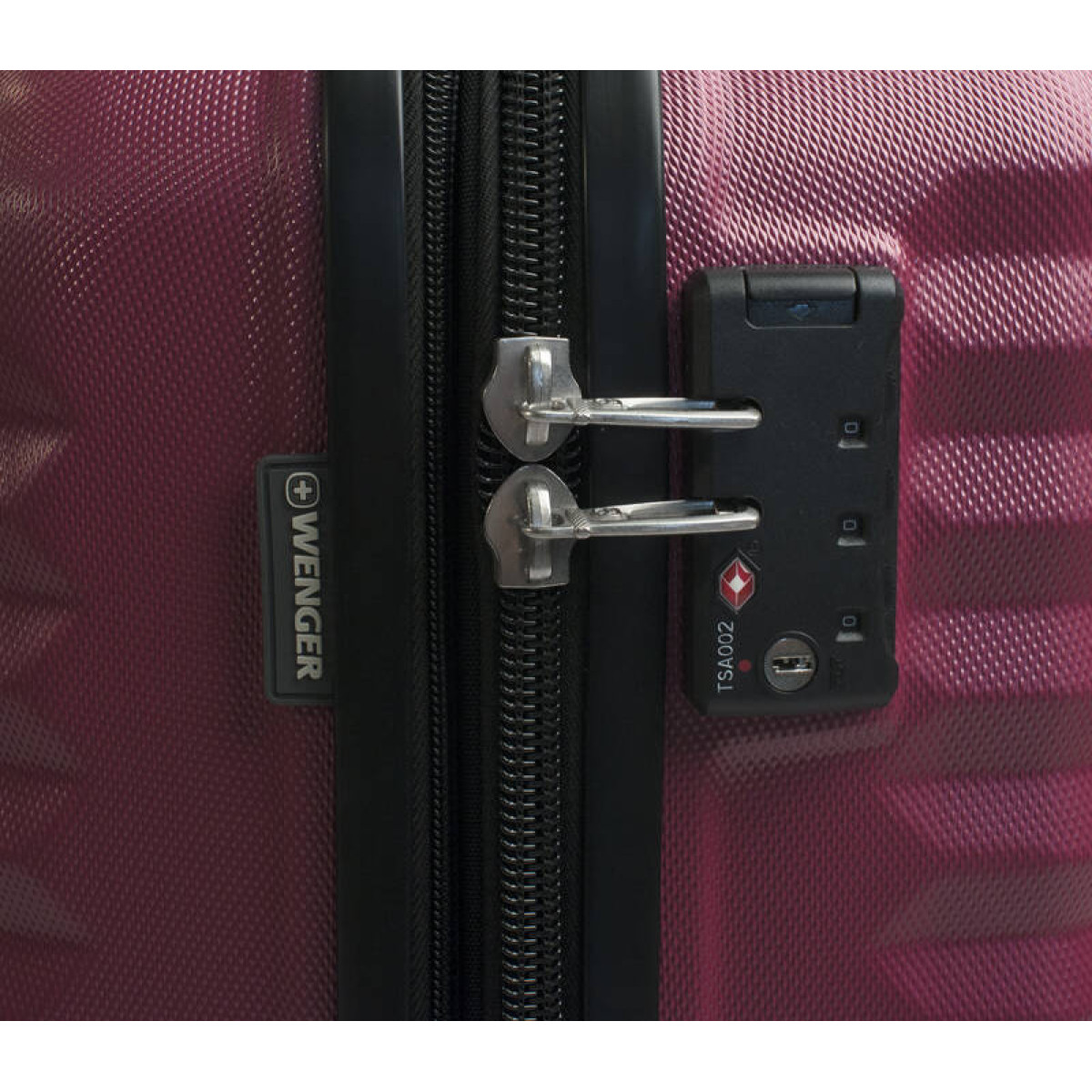 Чемодан WENGER FRIBOURG SW32300167 красный 64 л 2