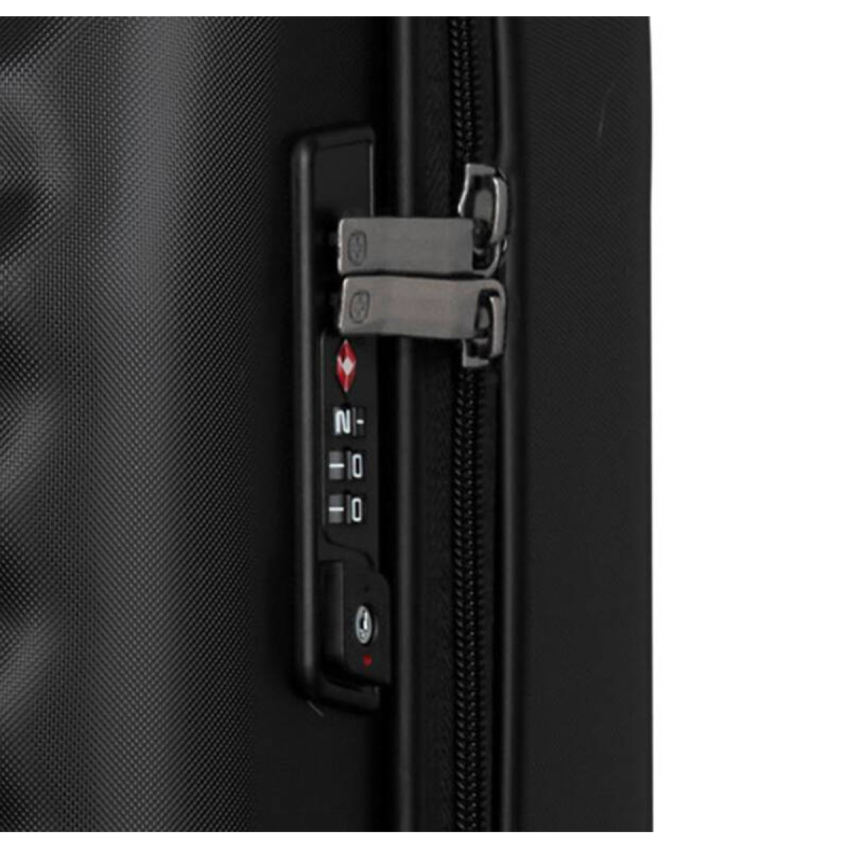Чемодан WENGER Lumen 604336 черный 32 л 2