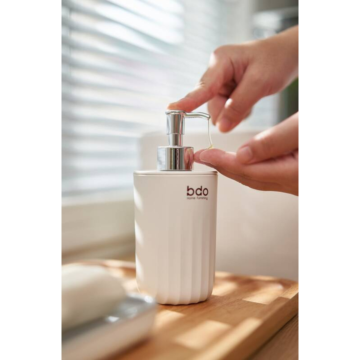 Диспенсер для мыла BDO Hand Sanitizer 2