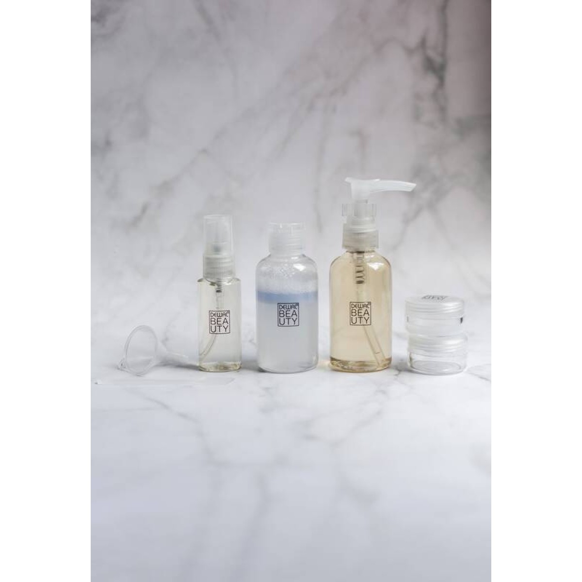 Дорожный набор баночек для путешествий Dewal Beauty DBTS5D 4