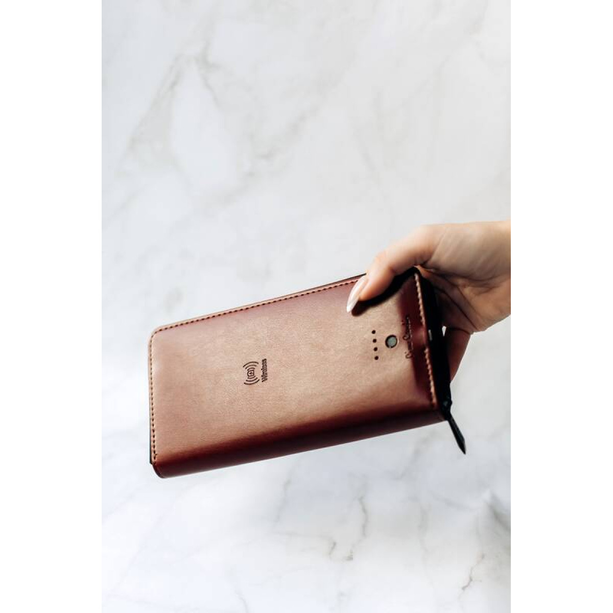 Кошелек Pierre Cardin с аккумулятором Power Bank (4 000 mAh) коричневый MK037-2 9