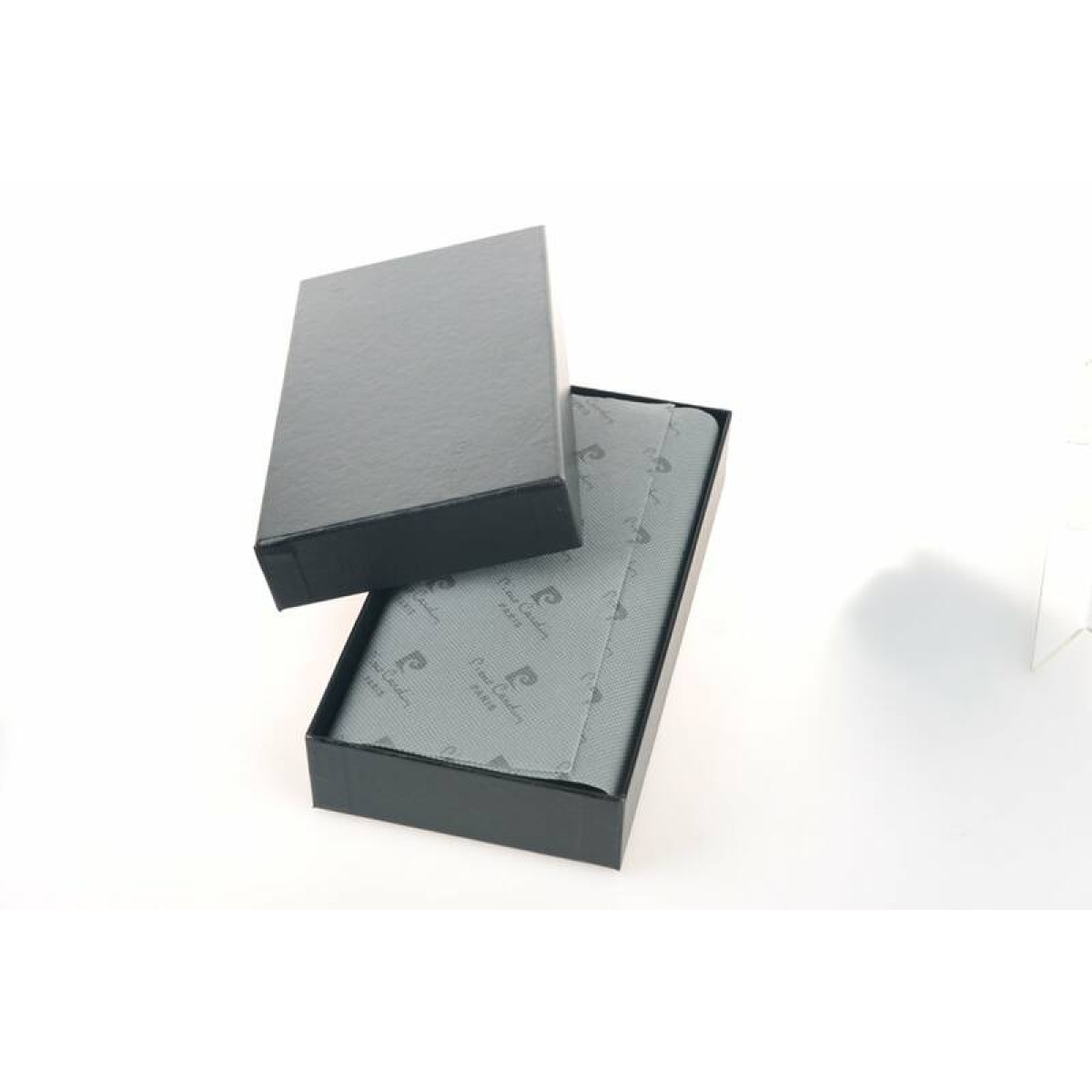 Кошелек Pierre Cardin с аккумулятором Power Bank (4 000 mAh) коричневый MK037-2 8