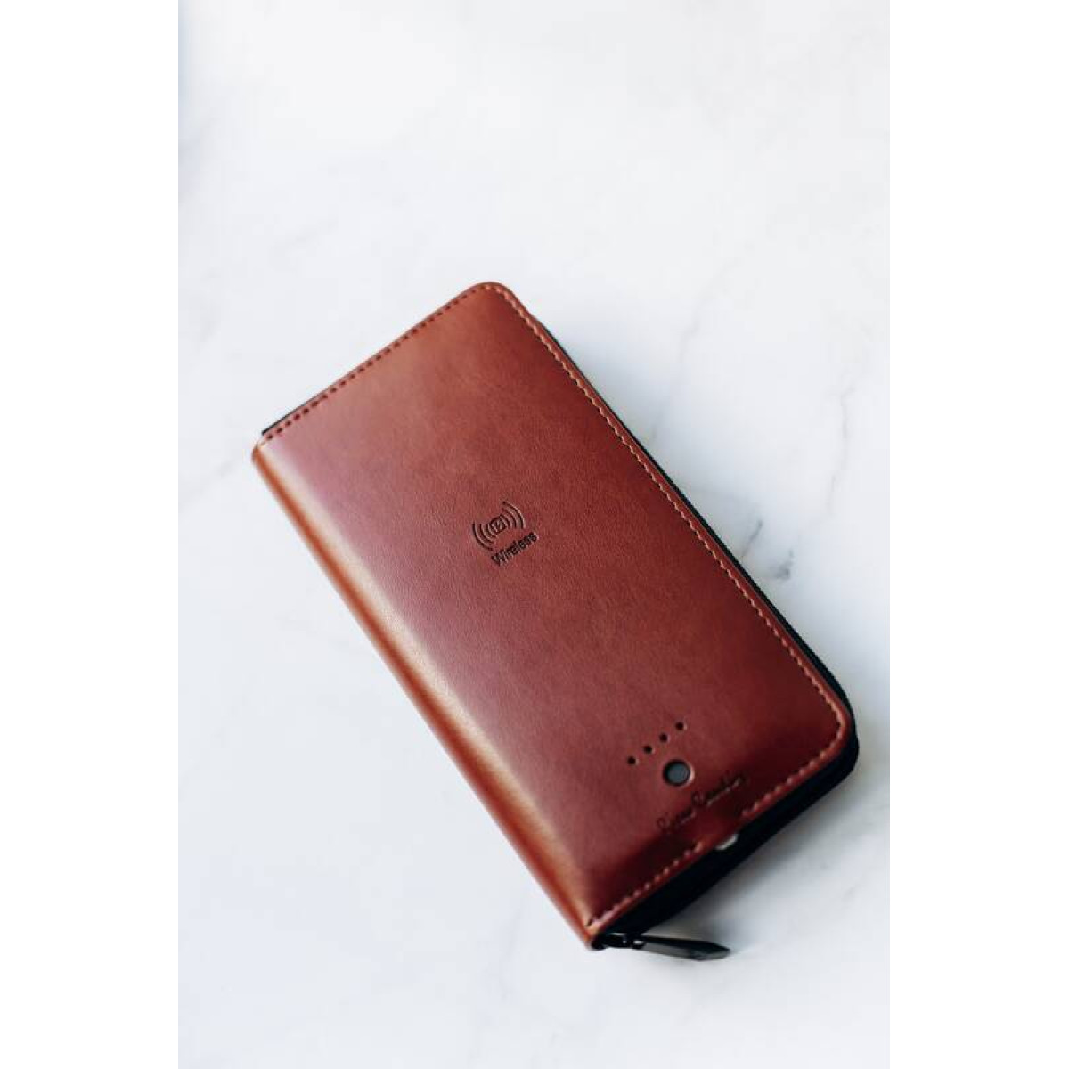 Кошелек Pierre Cardin с аккумулятором Power Bank (4 000 mAh) коричневый MK037-2 10