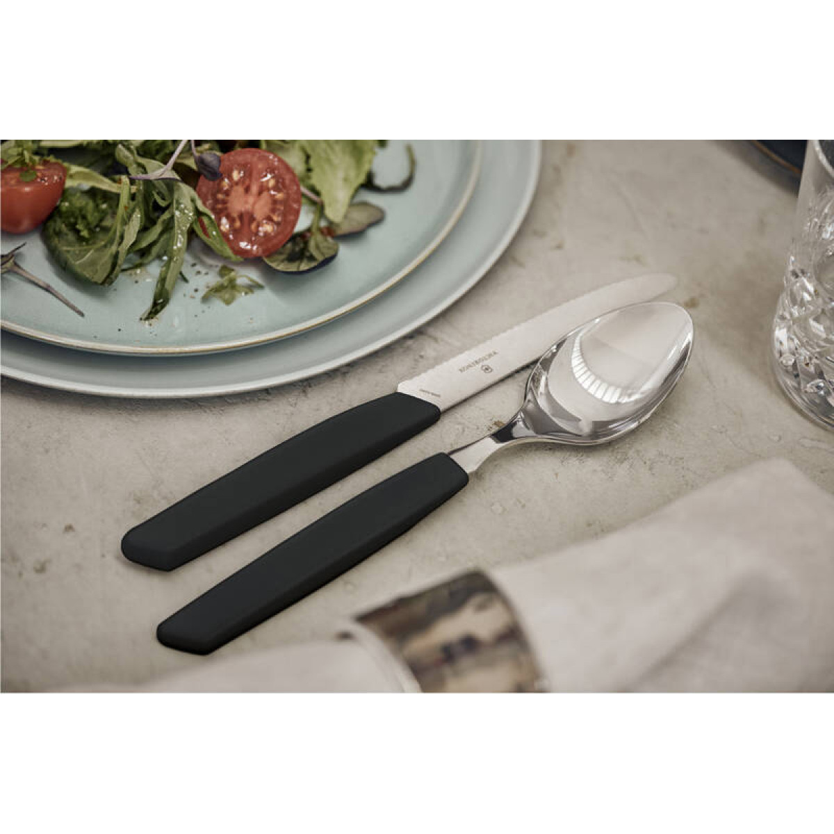 Набор столовых принадлежностей Swiss Modern VICTORINOX 6.9093.11W.24 5