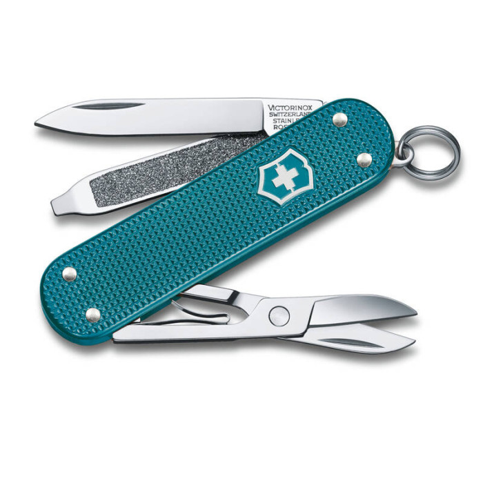 Нож-брелок Classic SD Alox Colors Wild Jungle Victorinox 0.6221.242G
