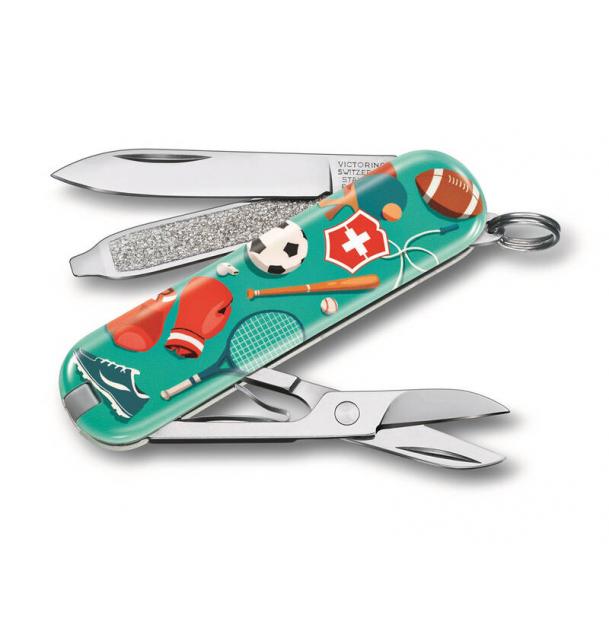 Нож брелок VICTORINOX Classic Sports World 58 мм 7 функций 0.6223.L2010