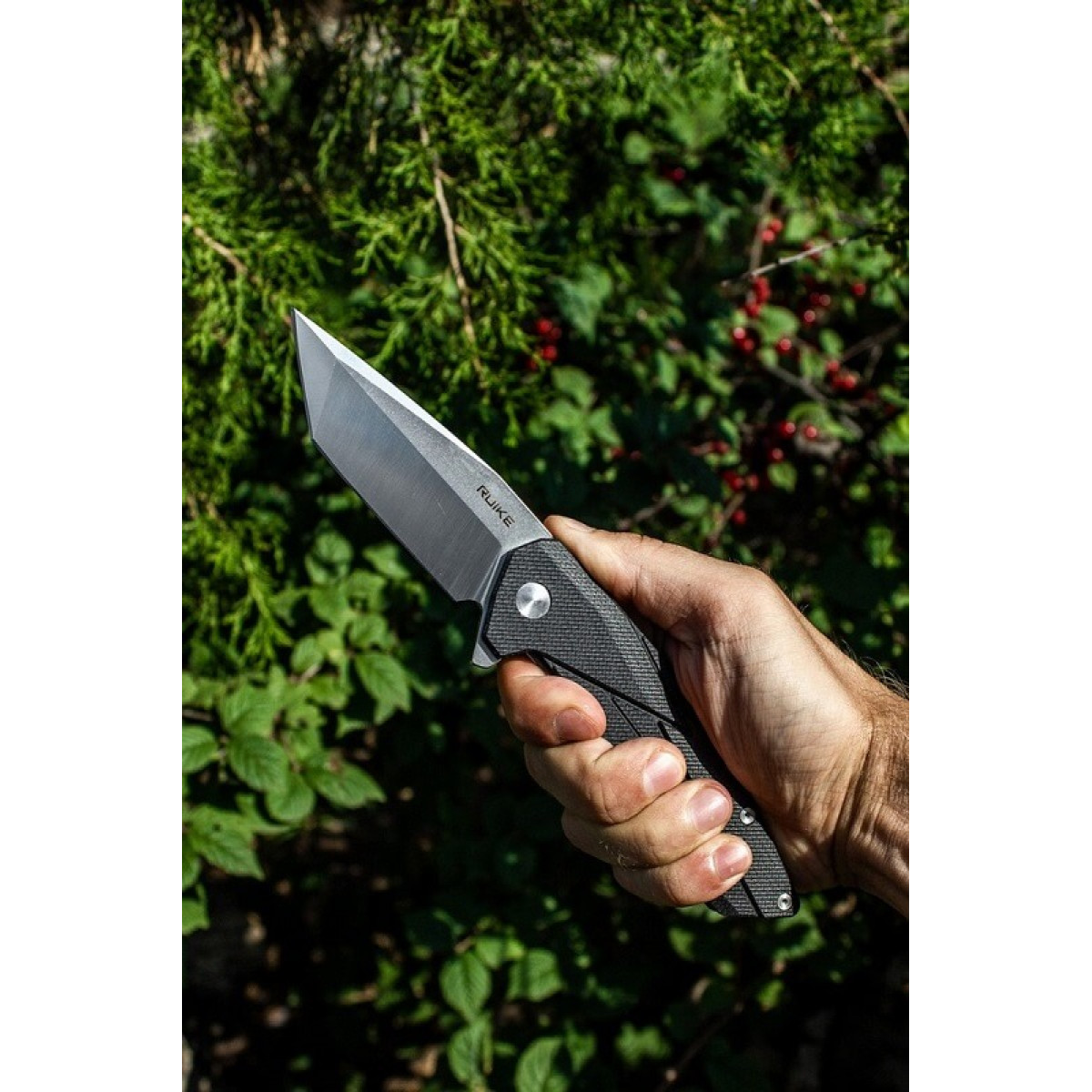 Нож Ruike P138-B Black 4