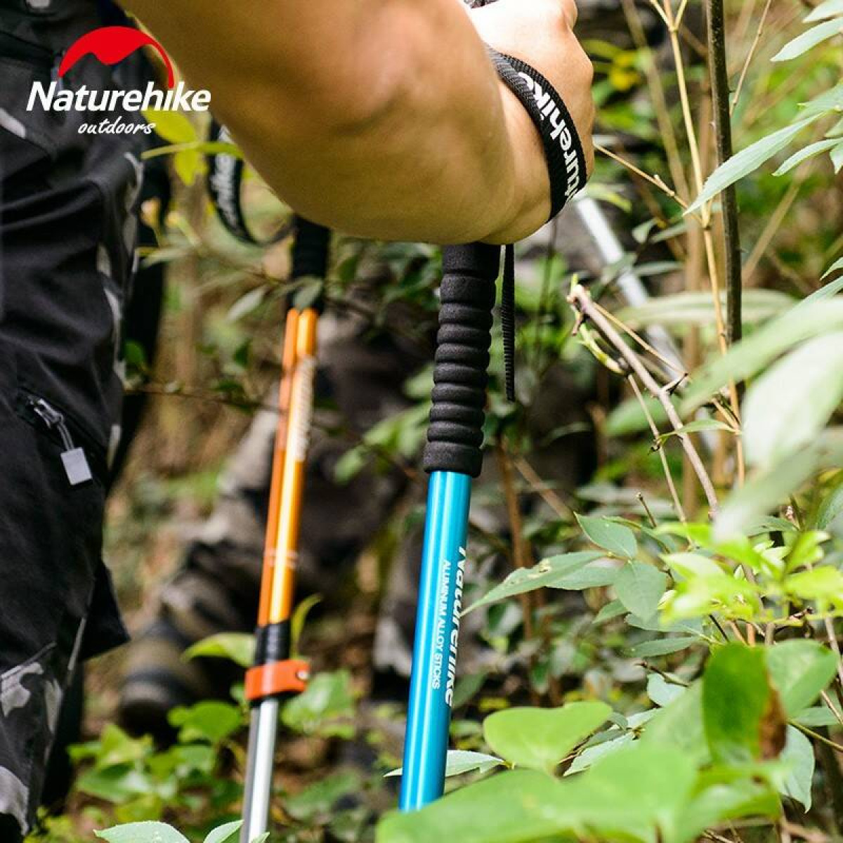 Палка Треккинговая Naturehike с 3 узлами черный 6927595720400 2