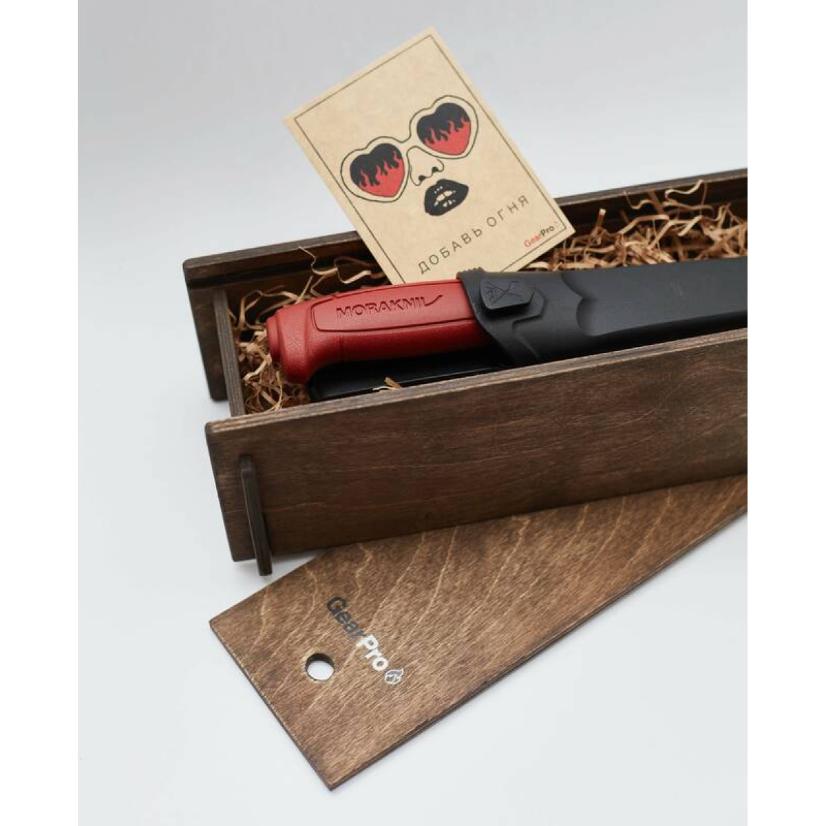 Нож туристический Mora Basic 511 Carbon Steel в деревянной коробке 12147-knifebox, углеродистая сталь, с ножнами, подарочный набор 1