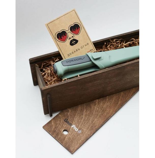 Нож туристический Mora Basic 511 LE 2021 в деревянной коробке 13955-knifebox, углеродистая сталь, с ножнами, подарочный набор