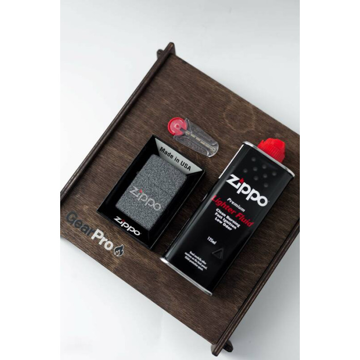 Подарочный набор оригинальная зажигалка Zippo 211 SNAKESKIN ZIPPO LOGO с топливом 125 мл + кремнии в деревянной коробке