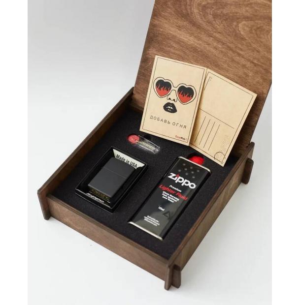 Подарочный набор оригинальная зажигалка Zippo 218 с топливом 125 мл + кремнии в деревянной коробке 218-50r-box
