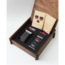 Подарочный набор оригинальная зажигалка Zippo 236 с топливом 125 мл + кремнии в деревянной коробке