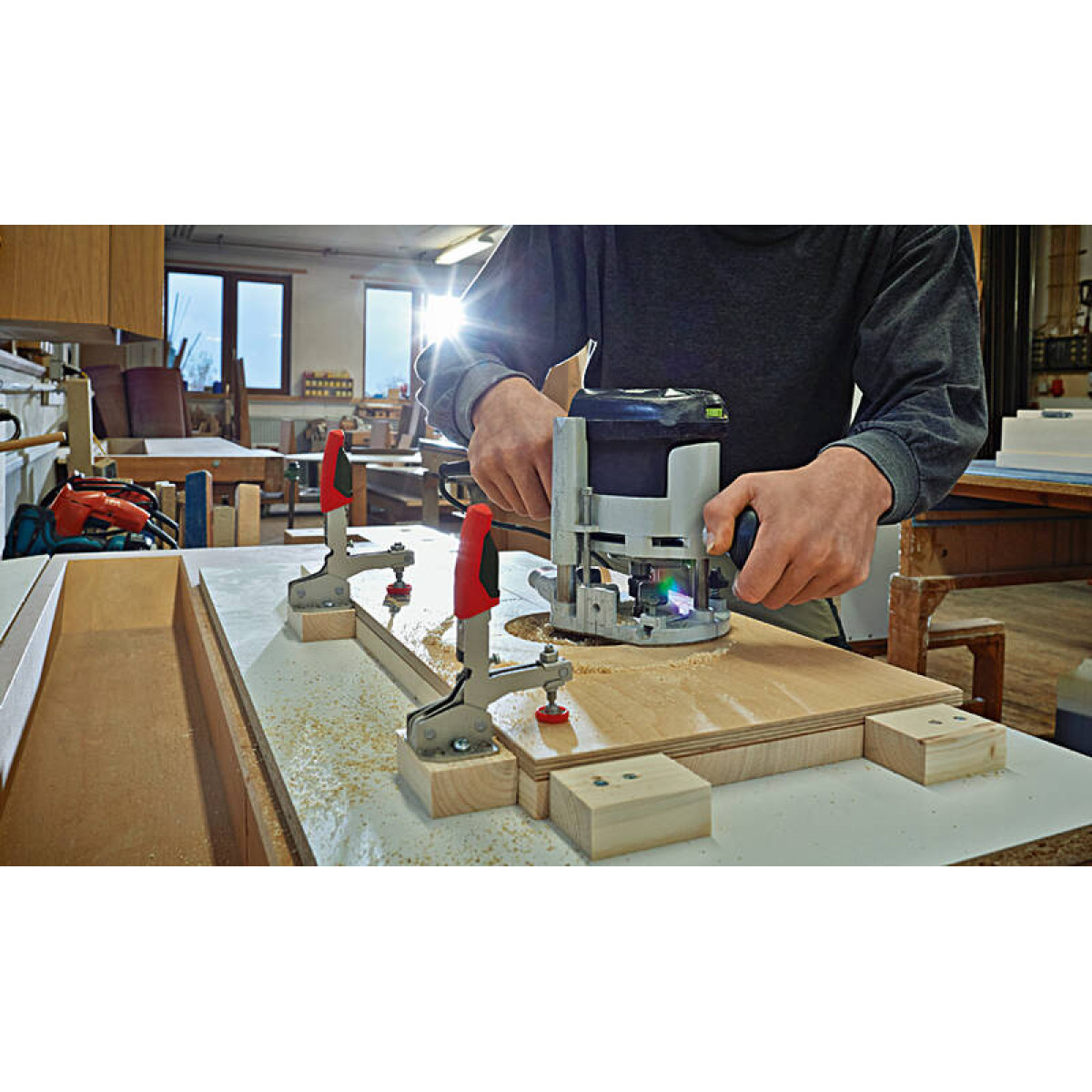 Вертикальный зажим с открытым плечом и горизонтальным основанием BESSEY BE-STC-VH20 4