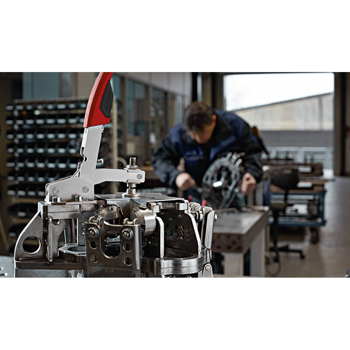 Вертикальный зажим с открытым плечом и горизонтальным основанием BESSEY BE-STC-VH20 3