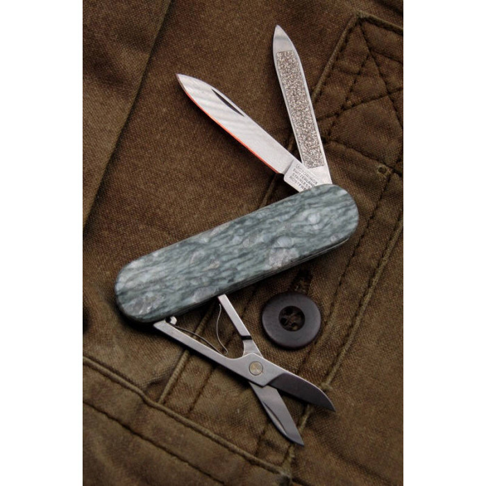 Нож-брелок Victorinox Classic LE, 58 мм, 4 функции, рукоять из натурального камня, "Andeer Granit" (