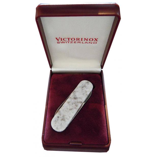 Нож-брелок Victorinox Classic LE, 58 мм, 4 функции, рукоять из натурального камня, "Bethel White" (п 0.6200.57