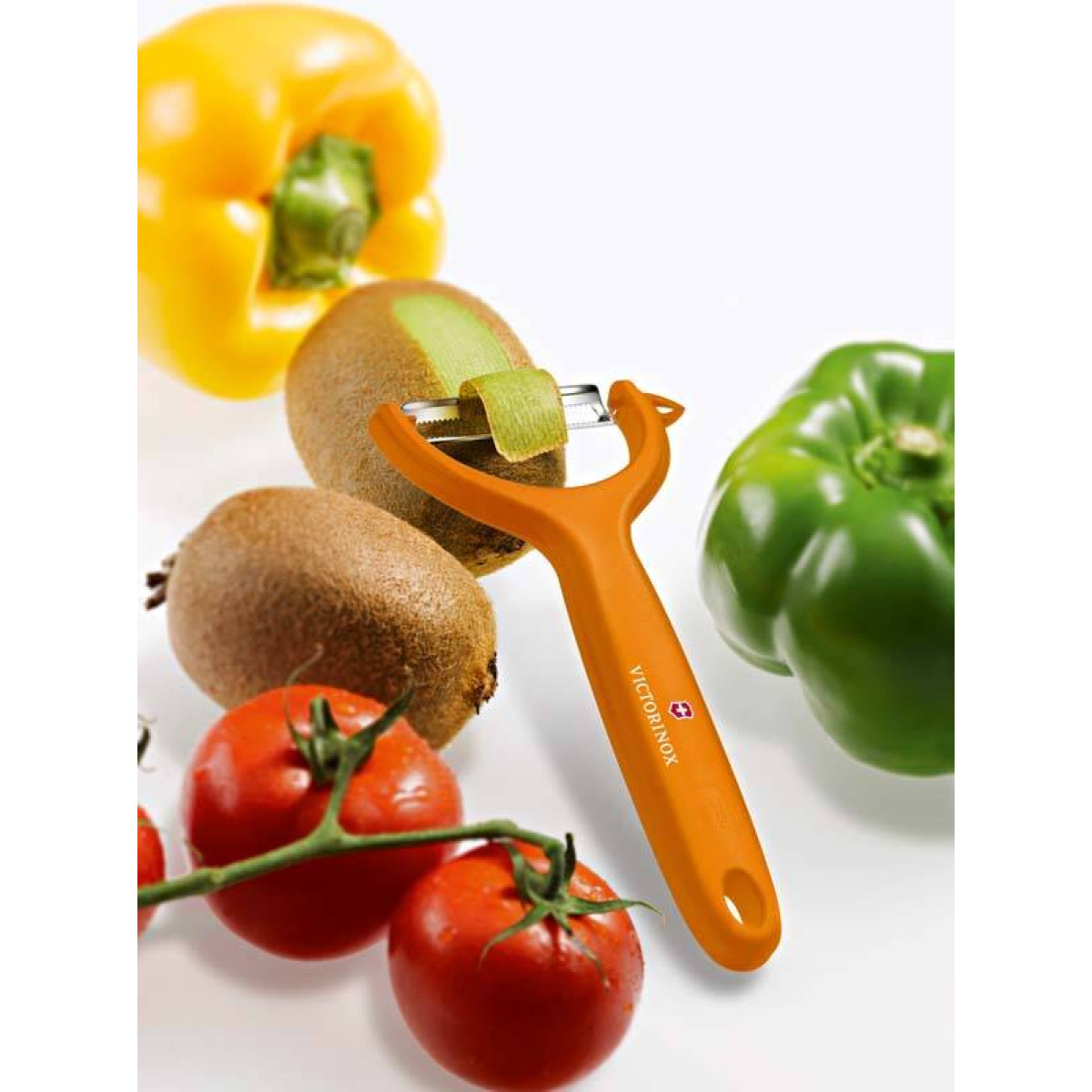Овощечистка Victorinox, оранжевая 2