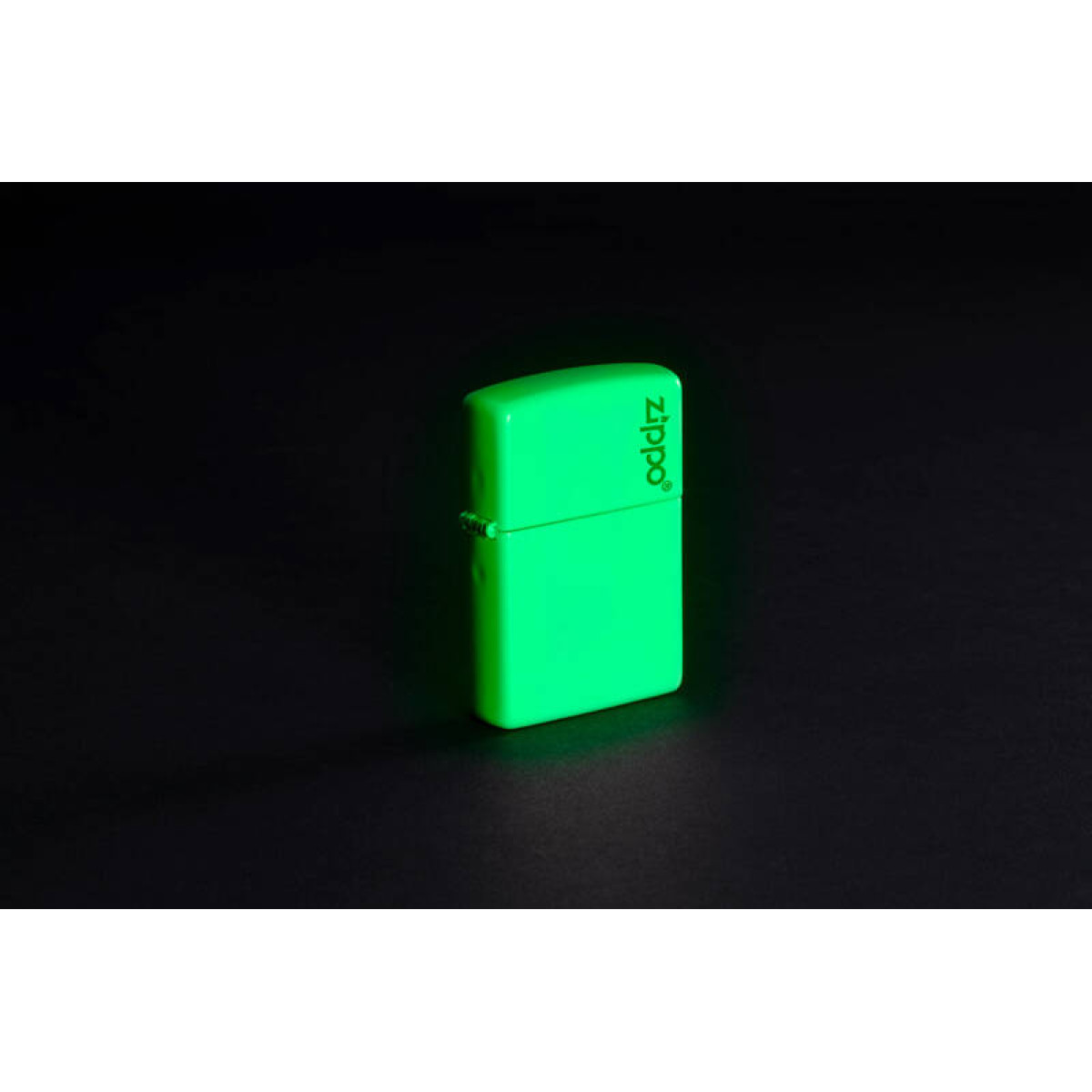 Зажигалка Classic Glow In The Dark Zippo 49193ZL 10