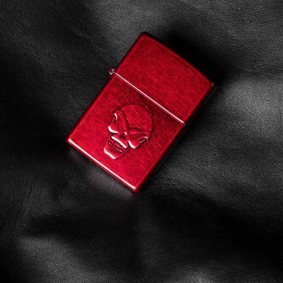 Зажигалка ZIPPO Doom Candy Apple Red 21186 5