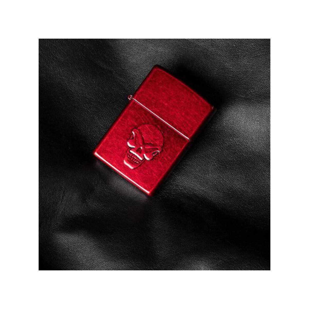 Зажигалка ZIPPO Doom Candy Apple Red 21186 в подарочной упаковке + топливо и кремни 2